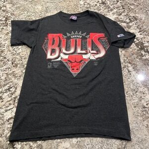 Vintage 1990s Chicago Bulls Trench Ultra T-Shirt Black Striped NBA Size M